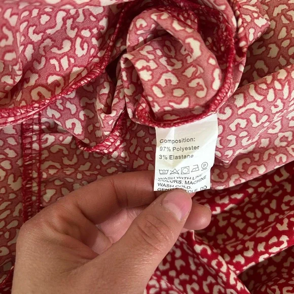 Red and White Tiered Puff Sleeve Maxi Sundress Size L - Picture 9 of 9